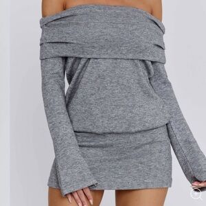 Off-Shoulder Long Sleeve Gray Knit Dress